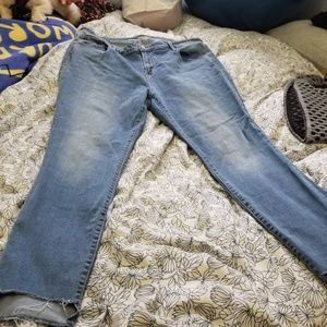 Old Navy Rockstar Jeans 18
